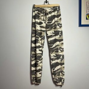 Fab’rik camo sweatpants